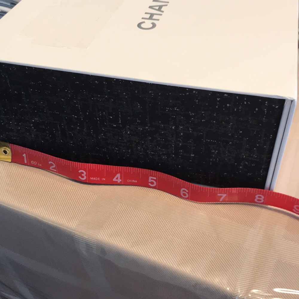 Empty Chanel Box ❤️ - Picture 12 of 12